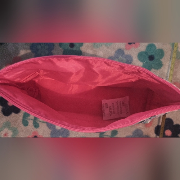 Clinique Colorful Striped Makeup Bag-NWOT - Picture 3 of 5